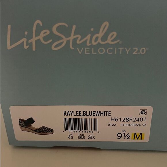 Life Stride Kaylee Blue and White Daisy Denim Espadrille Wedges Size 9.5 NIB - Picture 10 of 10